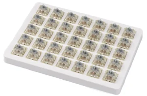 Суичове Keychron Cherry MX 35 броя показани на бял фон с детайлна видимост