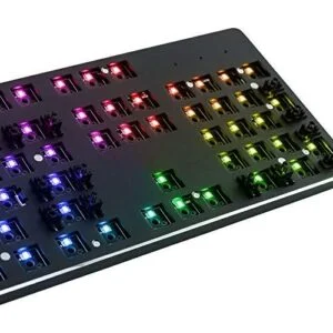 Геймърска механична клавиатура основа Glorious RGB GMMK ANSI Layout отстрани с видими портове