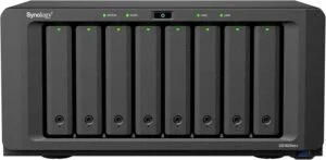 Мрежов сторидж Synology DS1825+ за 8 диска предна страна с видими слотове