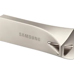USB памет Samsung BAR Plus 64GB USB-A Сребриста показваща USB-A конектора