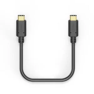 Кабел HAMA USB-C мъжко- USB-C мъжко 1.5м черен показан в употреба с мобилно устройство