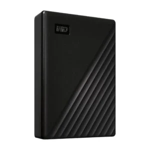 Външен хард диск Western Digital My Passport 5TB 2.5 инча показан с USB кабел