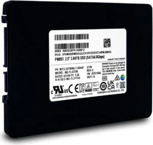 SSD SAMSUNG PM893 SATA 2.5 инча 3.84TB продуктова снимка с видим форм фактор и интерфейс