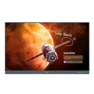 Интерактивен дисплей BenQ RP8605 86 инча показан в учебна среда с активна работа