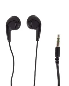 Слушалки MAXELL color BUDS EB-95 с лек дизайн и гумен кабел на бял фон